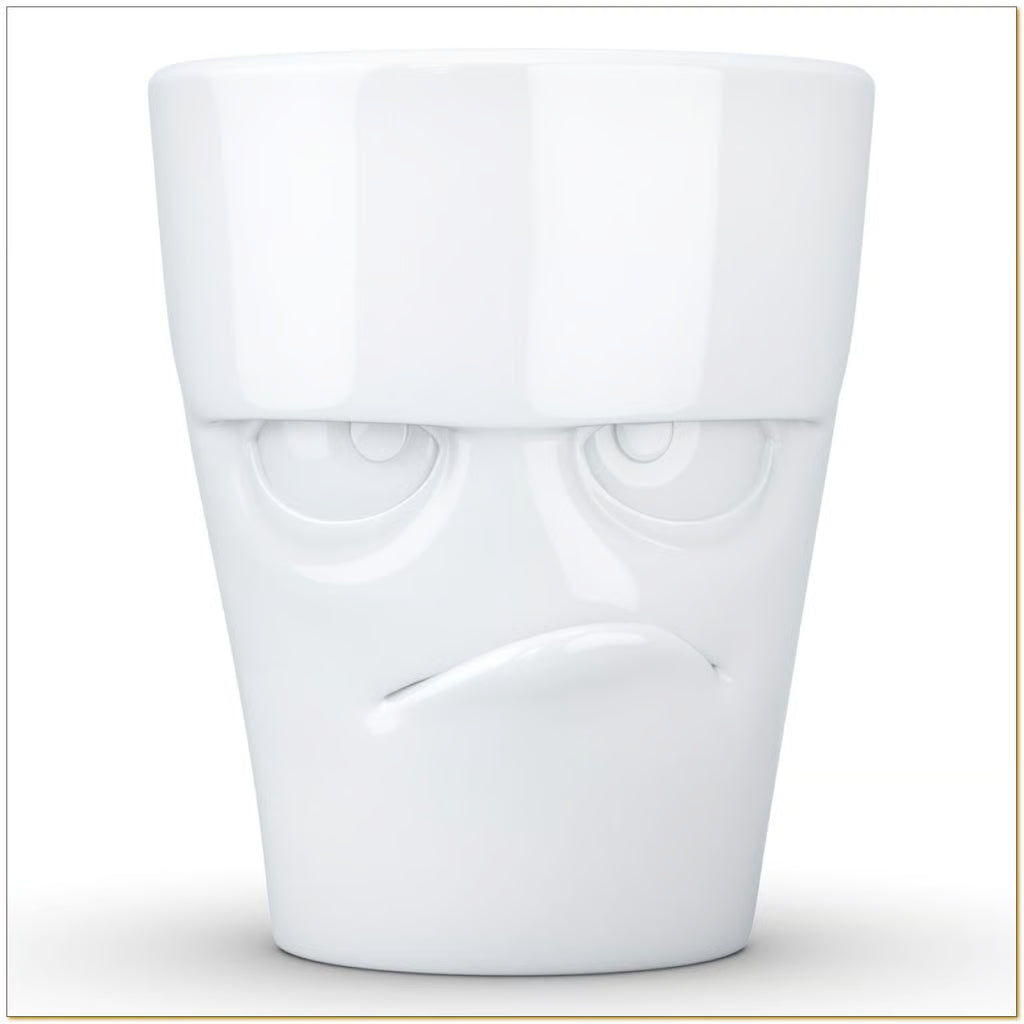 Becher Grummelig